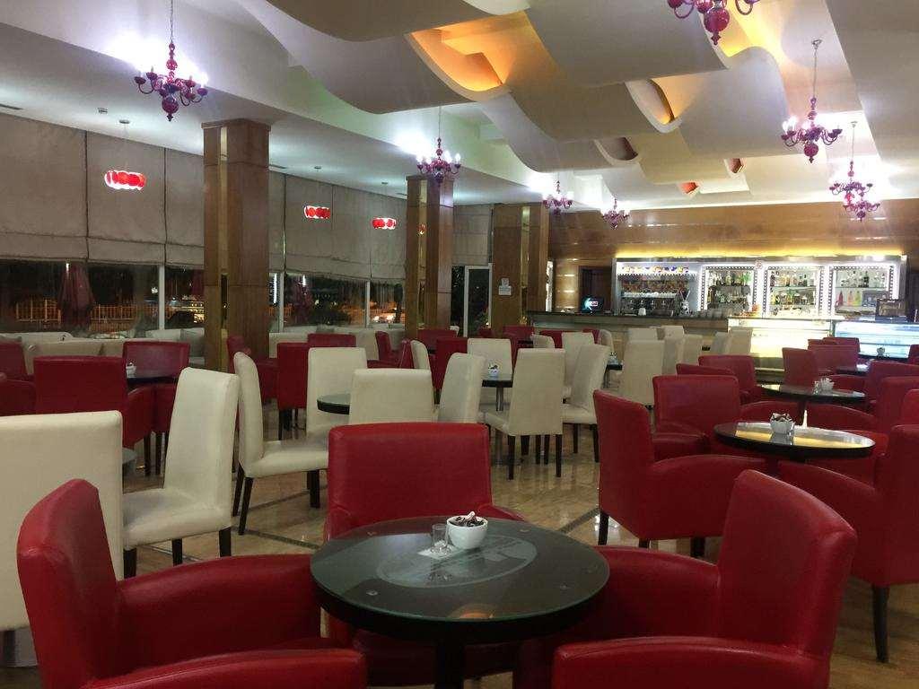 Rozafa Hotel Shkodër Restaurant photo