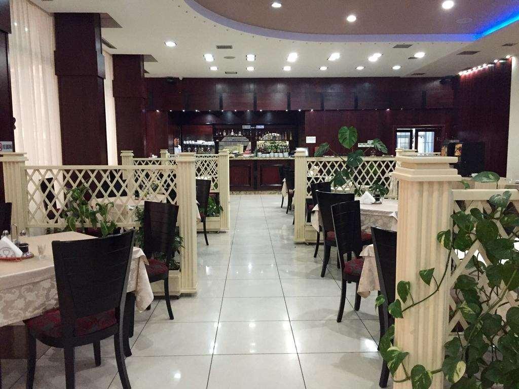 Rozafa Hotel Shkodër Restaurant photo